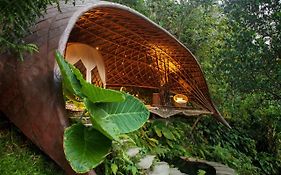 Hotel Bambu Indah Bali